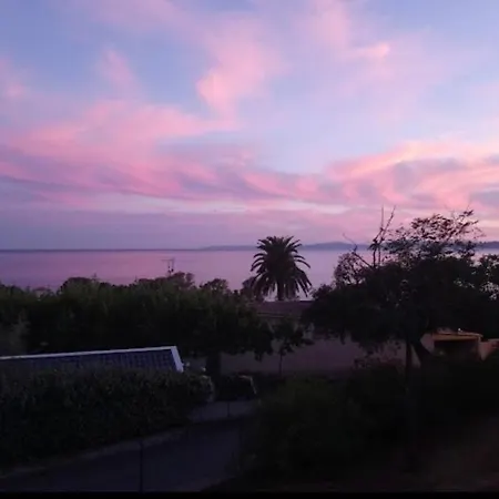 Sweet Campsite Saint-Raphael (Var)