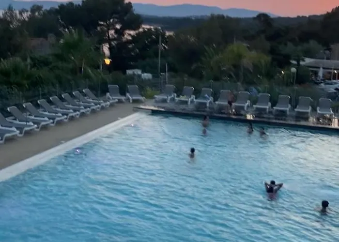 Sweet Saint-Raphael (Var)